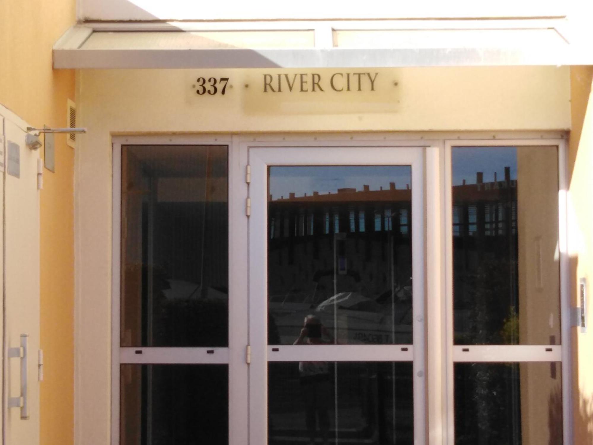 Jolis Studios Vue Sur Mer Port, Etangs Et Canaux Residence Rivercity 卡诺海滩 外观 照片