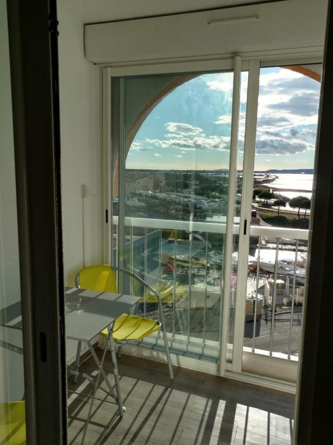 Jolis Studios Vue Sur Mer Port, Etangs Et Canaux Residence Rivercity 卡诺海滩 外观 照片