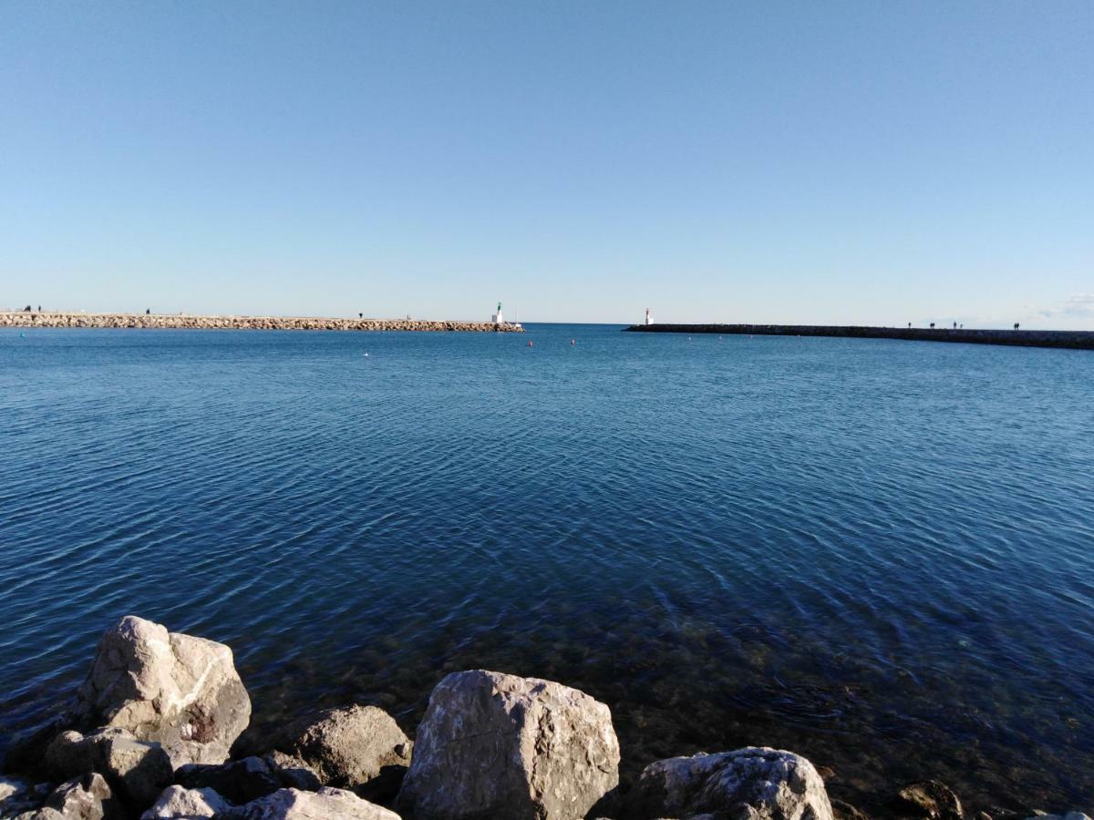 Jolis Studios Vue Sur Mer Port, Etangs Et Canaux Residence Rivercity 卡诺海滩 外观 照片