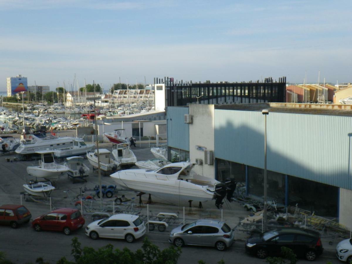 Jolis Studios Vue Sur Mer Port, Etangs Et Canaux Residence Rivercity 卡诺海滩 外观 照片